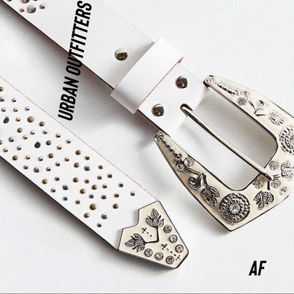URBAN OUTFITTERS WESTERN STUDDED EMBELLISHED BELT WHITE NEW SMALL